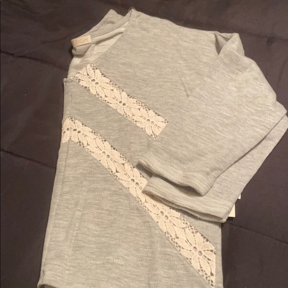 Sweater - Picture 2 of 3